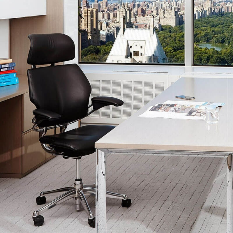 Humanscale Freedom Task Chair With Headrest - Lotus Black  - Smart Live Now 2021